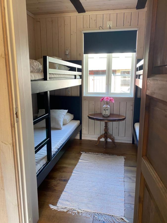 Bo I Egen Stuga Pa Haerlig Oelandsgard Köpingsvik Buitenkant foto